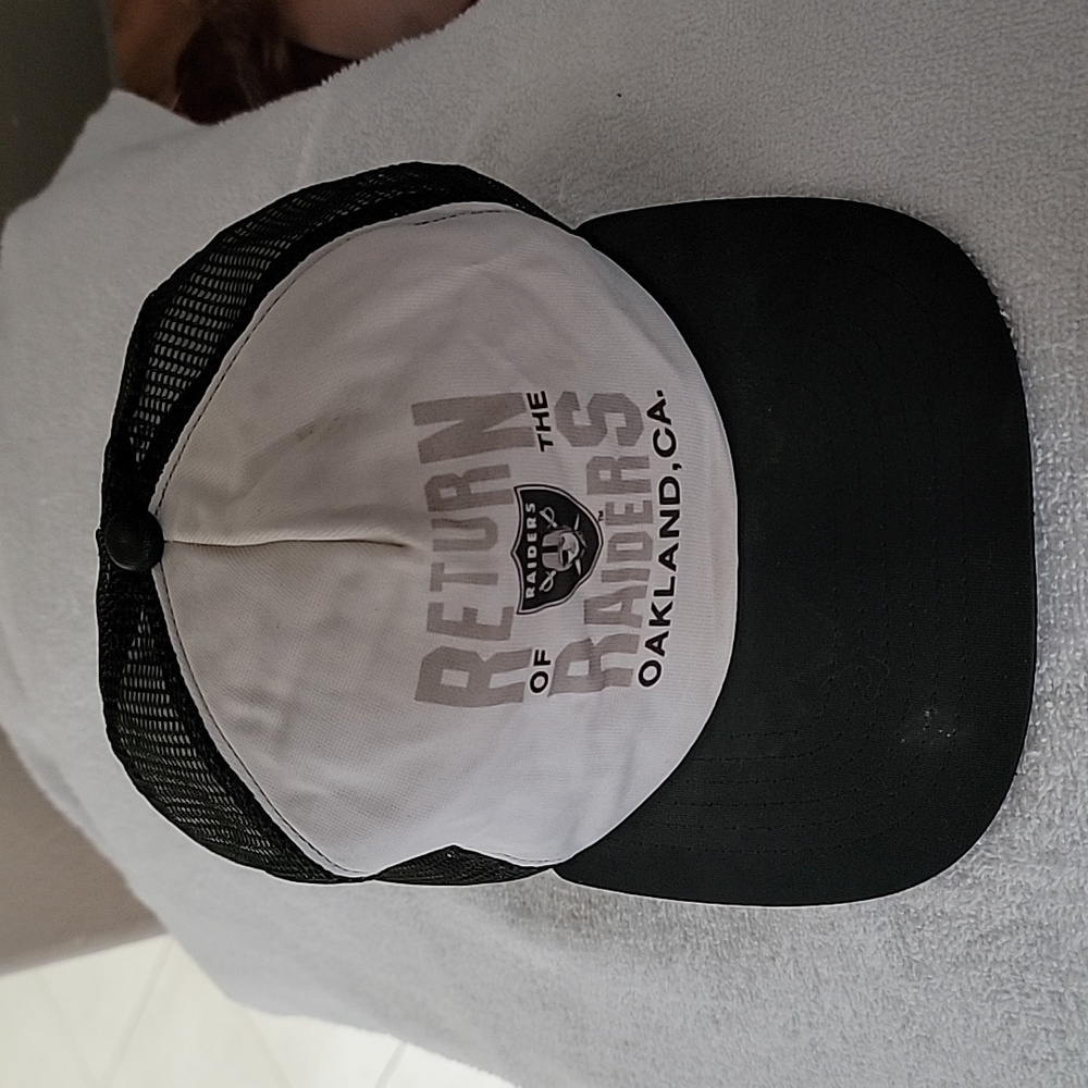 Vintage Oakland Raiders Hat
